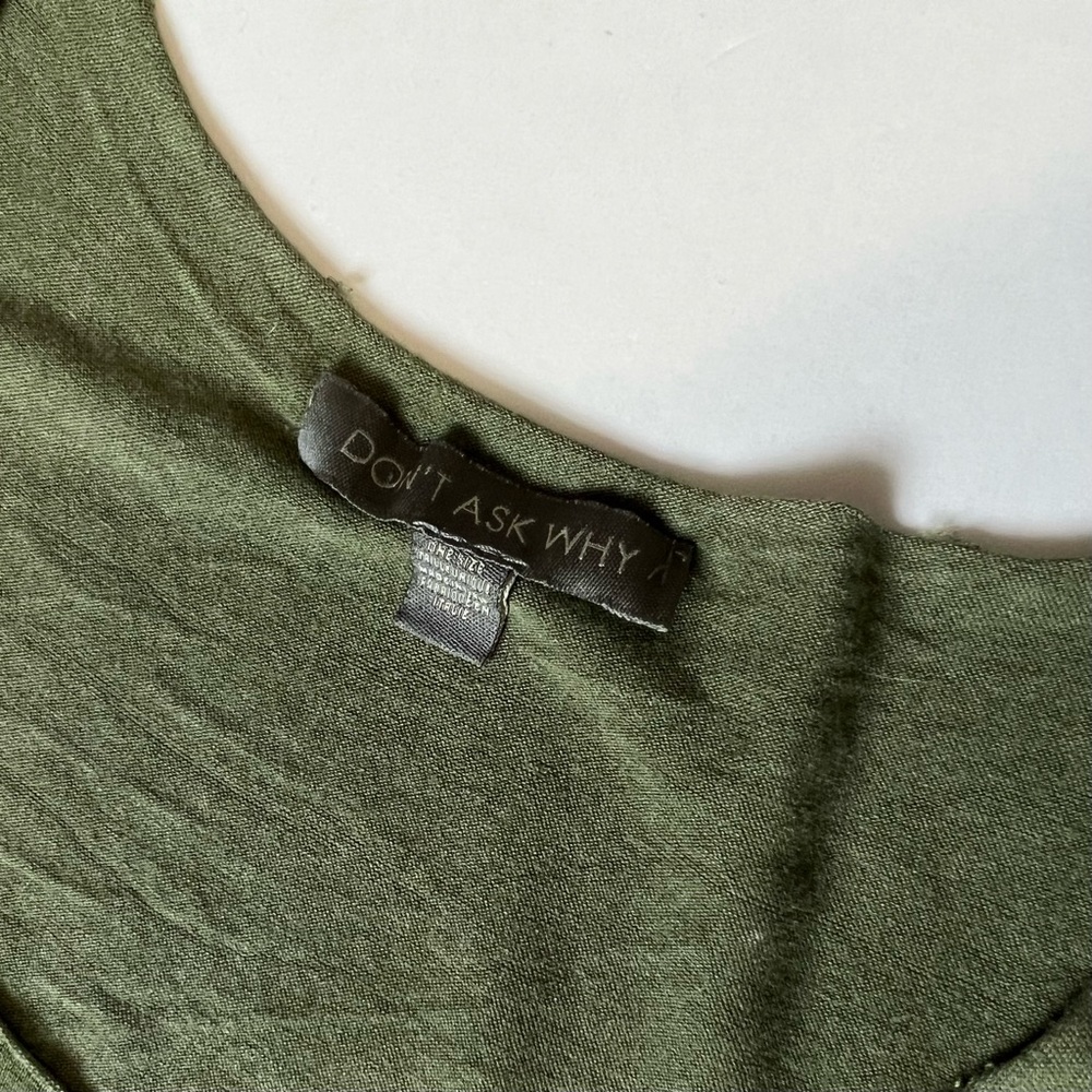 3/$30 AE Don’t Ask Why Drapey Open Back Tee Green One Size Distressed T-Shirt - Picture 11 of 14